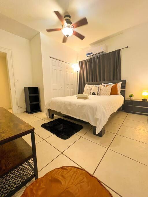 Cozy 1-Bedroom Rental In ميامي المظهر الخارجي الصورة